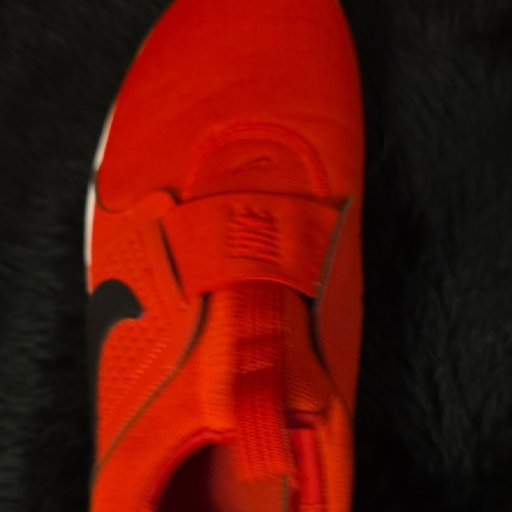 Nike Men's AD Comfort University Red  Slip-On Sneakers - Picture 10 of 12